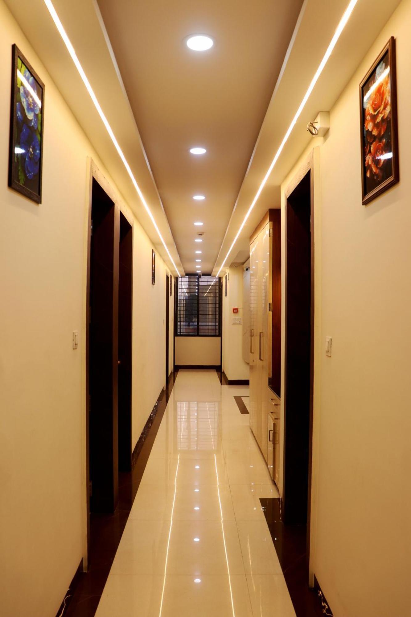 Hotel Aranyasutra Inaya, Indore Exterior foto